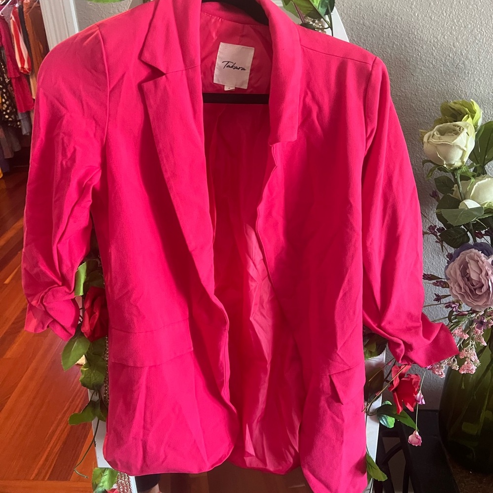 Takara Women's Vibrant Pink Blazer